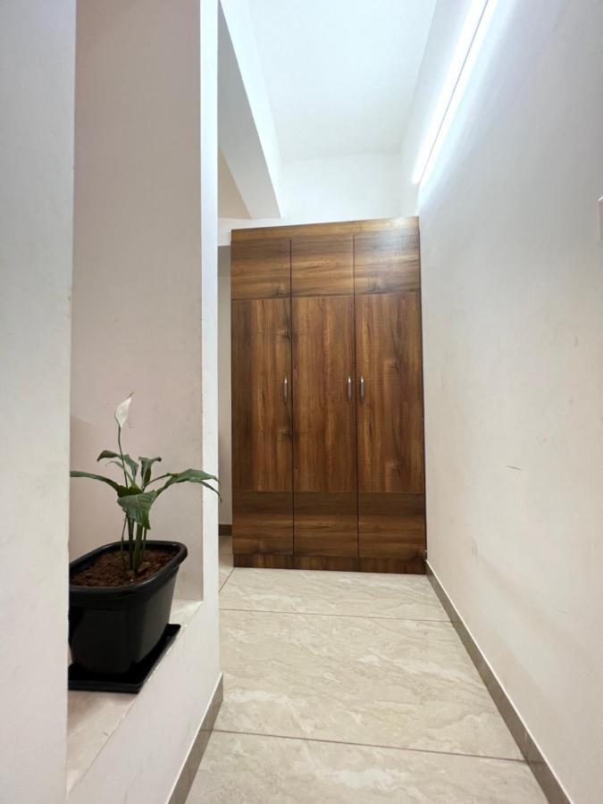 Raja Residency Hotel Alandurai Exterior photo