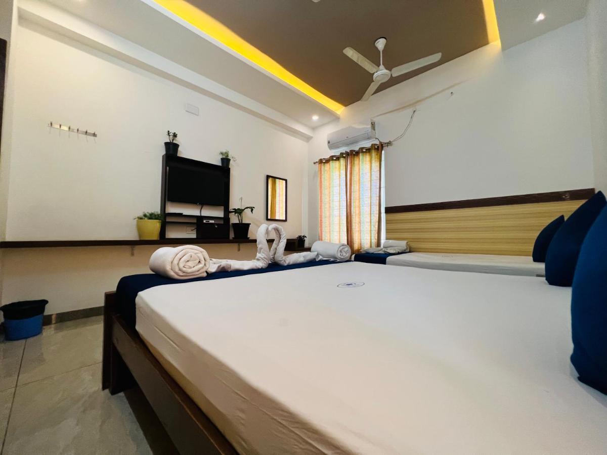 Raja Residency Hotel Alandurai Exterior photo